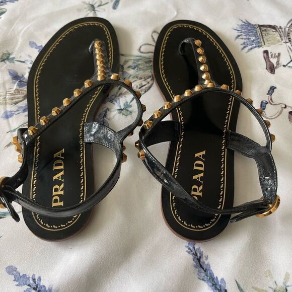 Prada black patent leather/gold stud sandals - Picture 4 of 11